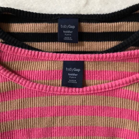 Baby gap set of two ribbed cotton shirts 3T - Picture 3 of 3